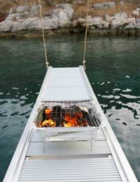 How To Barbecue On A Boat